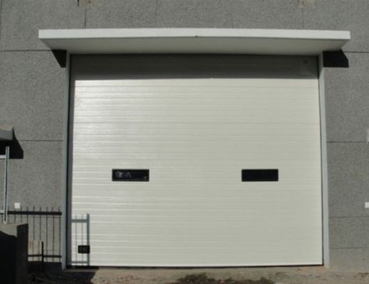 40mm 50mm Panel Insulated Sectional Doors 380V ประตูโรงรถเหล็กชุบสังกะสี