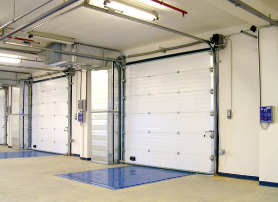 ประตูโรงรถยนต์ส่วนประกอบกัน 50mm-80mm โรงงานด้านบนเหล็กไร้ขัด