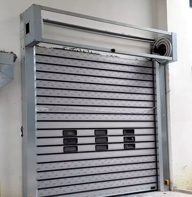 ความเร็วประตูสไพร่ด้วย 0.8m / s เปิด 0.75KW มอเตอร์พลังงาน Photoelectric ระบบความปลอดภัยเซ็นเซอร์