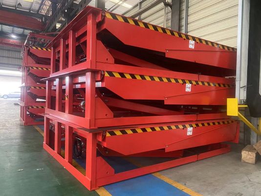 ความสูงของตึกที่สามารถปรับแต่งได้ เครื่องบรรทุกเครื่อง Mechanical Loading Dock Leveler ความจุ 10 000-20 000 Lbs พร้อมการติดตั้งในสถานที่