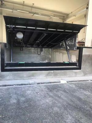 ปรับแต่งไฟฟ้าไฮดรอลิก Loading Dock Leveler Safety Chain ปูนเคลือบปลาย