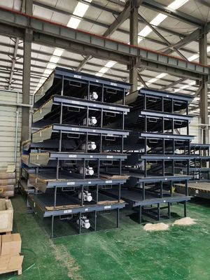 ปรับแต่งไฟฟ้าไฮดรอลิก Loading Dock Leveler Safety Chain ปูนเคลือบปลาย