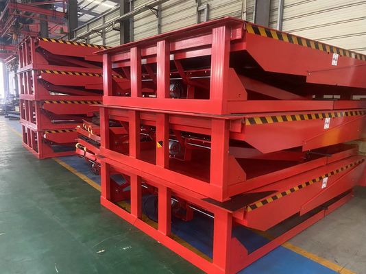 เครื่องปรับระดับ Dock Loading ที่สามารถปรับแต่งได้ พร้อมโซ่ความปลอดภัย / แหล่งพลังงานไฟฟ้า 6T / 10T ความจุ ไฮดรอลิก