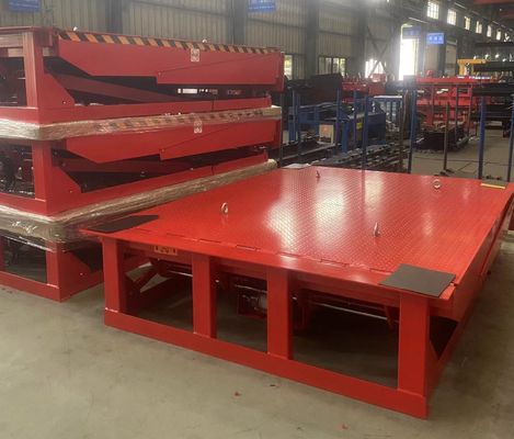เครื่องปรับระดับ Dock Loading ที่สมาร์ท ด้วยความยาวริมฝีปากและคุณสมบัติความปลอดภัยที่สามารถปรับแต่งได้