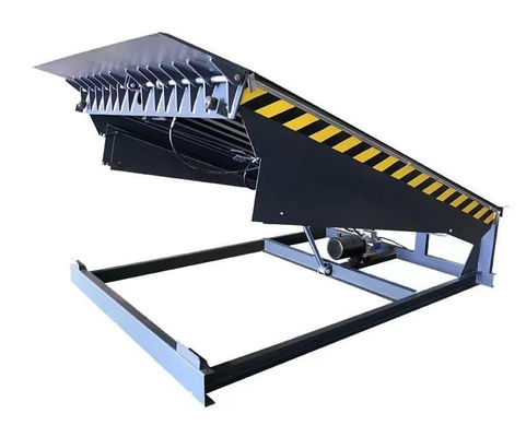 ปรับแต่งความสูงของตู้เครื่องไฟฟ้า Dock Door Levelers Workshop ป้าย Dock อัตโนมัติ 25000-40000LBS การออกแบบที่ปลอดภัย