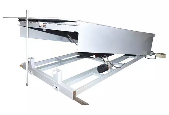 โรงงานไฟฟ้า อัตโนมัติ Dock Plate Dock Door Levelers 25000-40000LBS ดีไซน์ปลอดภัย ปู๊ดเคลือบ