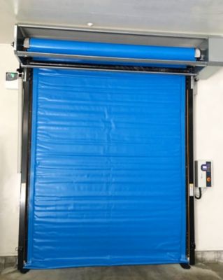 การเก็บรักษาที่เย็น โครงสร้างเหล็ก ความเร็วสูง PVC Roll Up รวดเร็ว Shutter ประตู Freezer รวดเร็ว Rolling Zipper ประตูสําหรับอาคารที่ทันสมัย