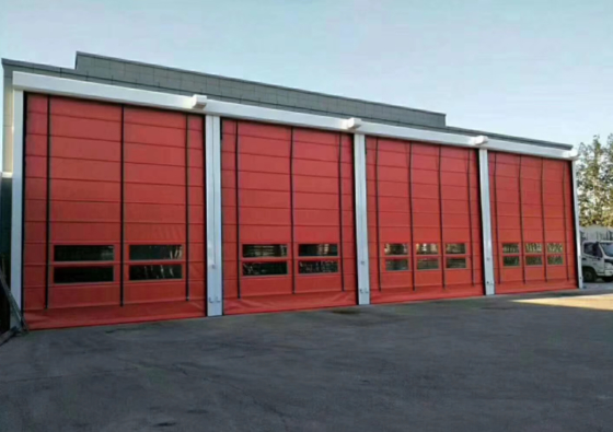 ประตูความเร็วสูงสำหรับโรงงานอุตสาหกรรม PVC ภายในอาคาร ทนต่อสภาพอากาศ ราคาโรงงาน วัสดุสแตนเลส 304 การทำงานอัตโนมัติ