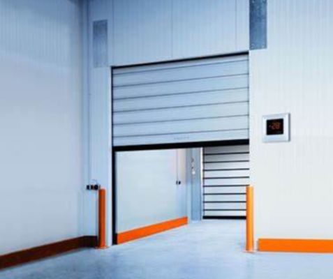 ประตูม้วนแบบกำหนดเองสีความปลอดภัย ประตูเกลียวความเร็วสูงอลูมิเนียม ความปลอดภัยและประสิทธิภาพสำหรับการซึมผ่านของอากาศ ≤2.0m3/ m2.s