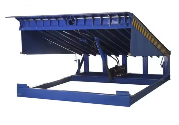 ไฮดรอลิก Dock Door Levelers Workshop อัตโนมัติ Dock Plate 25000-40000LBS การออกแบบที่ปลอดภัย