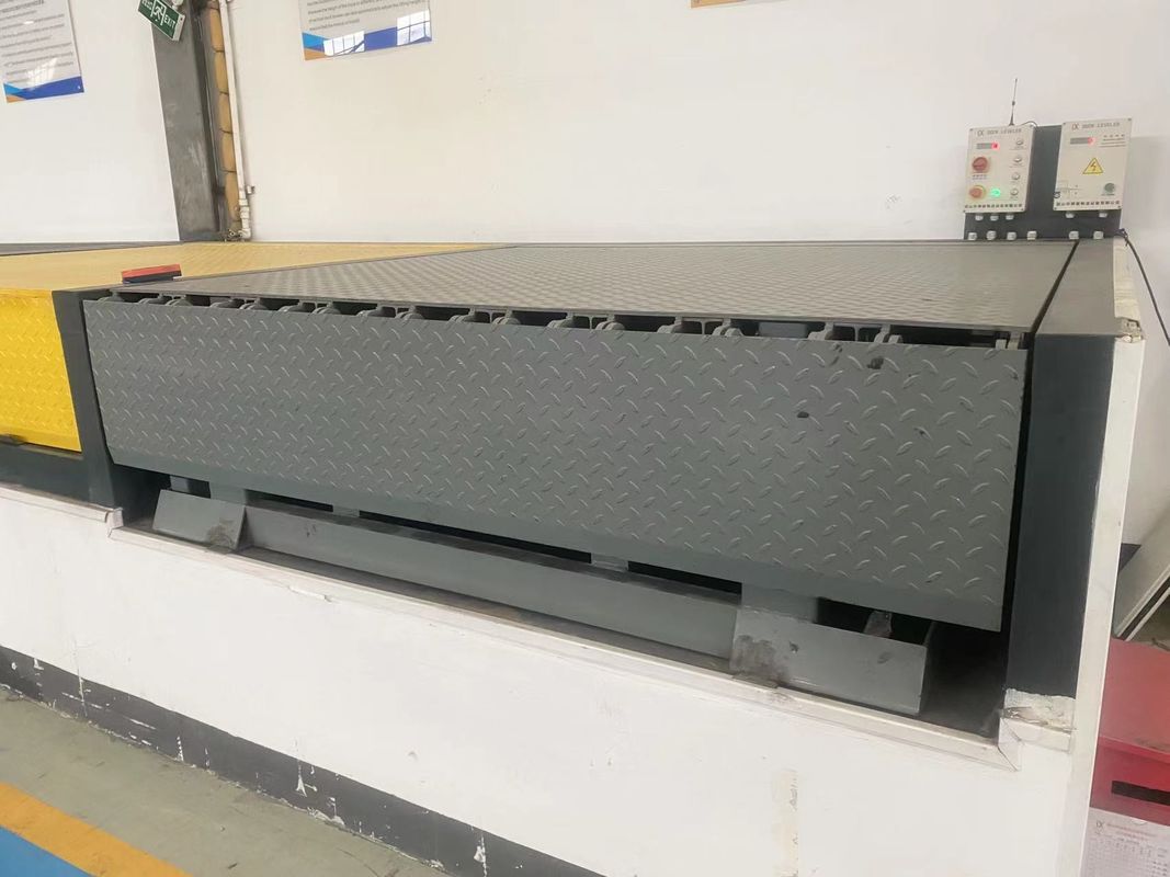 ปรับปรุงปู๊ดเคลือบอัตโนมัติ Dock Levelers 10t 12t 15t ความสูงของภาระขนาดใหญ่ ปรับตั้ง