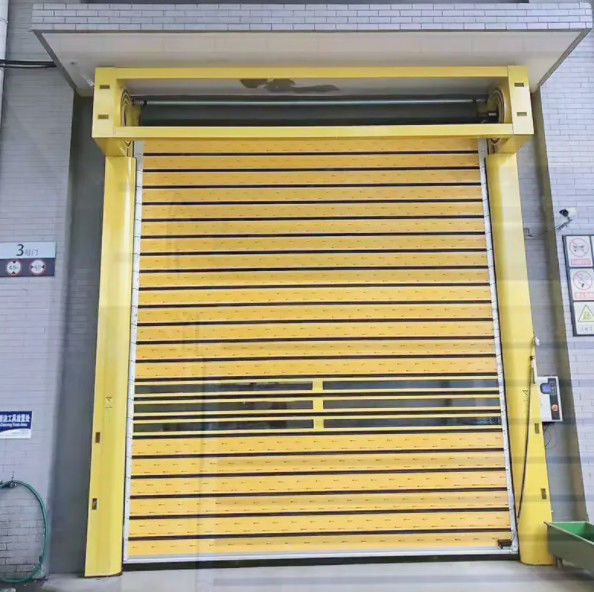 อลูมิเนียมโปร่งใส ระดับความเร็วสูงประตูสไพร่ PLC การควบคุม การผสมผสานที่สมบูรณ์แบบของความปลอดภัยและประสิทธิภาพ