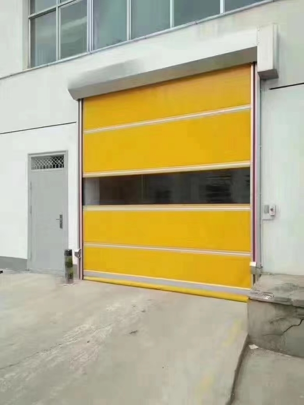 การกันและกันอากาศ ความเร็วสูง PVC Roll Up รวดเร็ว Shutter Rolling Zipper Door สไตล์ที่ทันสมัย ความเร็วสูง PVC ประตูอุตสาหกรรมอัตโนมัติสําหรับโรงแรมภายใน